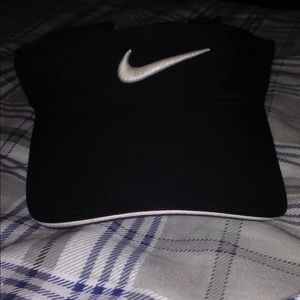 Nike golf visor